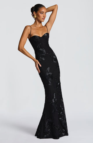 Nefertiti Maxi Dress - Black - glavon
