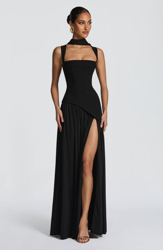 Tullulah Maxi Dress - Black - glavon